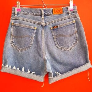 Lee High Rise Shorts - Size 14